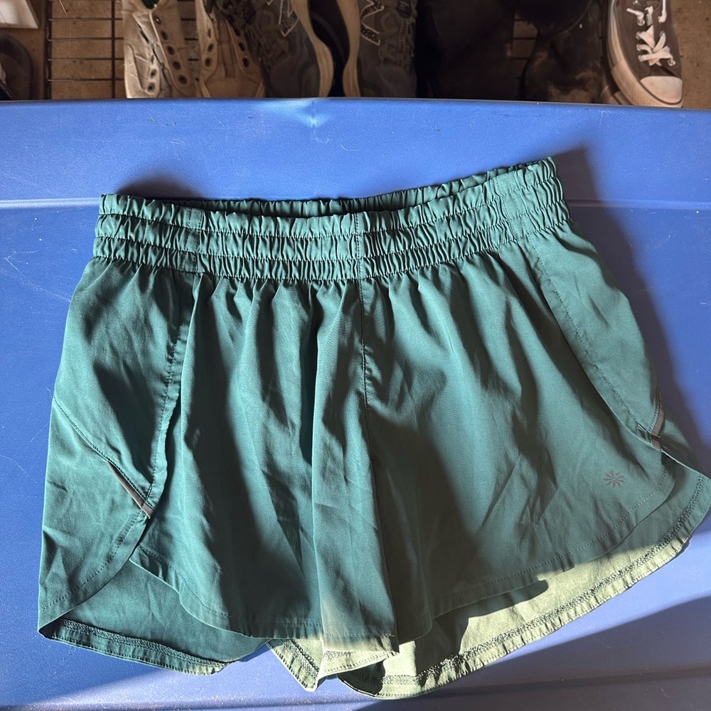 Athleta Green Athletic Shorts Lightweight Elastic Waist